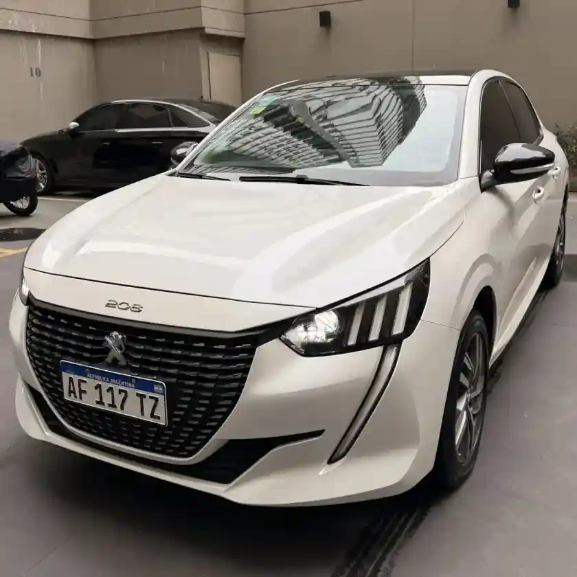 Peugeot 208 1.6 Feline Tiptronic 2022 - foto 1