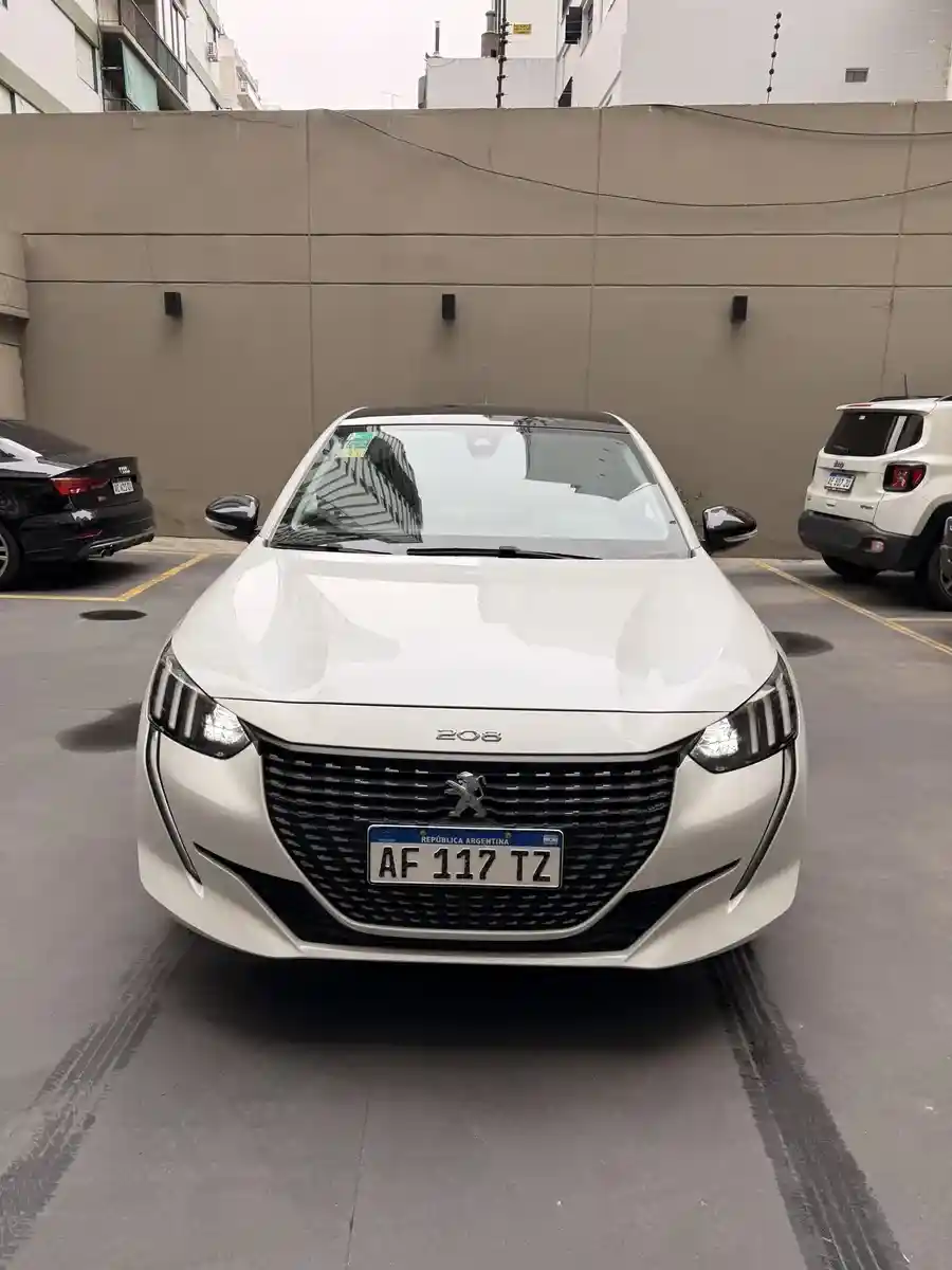 Peugeot 208 1.6 Feline Tiptronic 2022 - foto 2