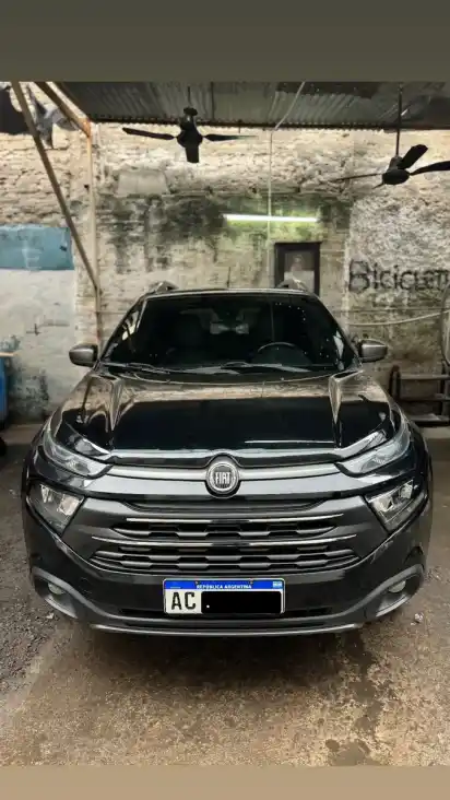 Fiat Toro 2.0 Black Jack 4X4 At 2018 - foto 2
