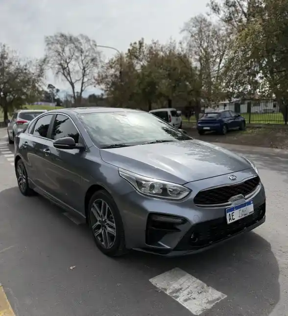 Kia Cerato 2.0 Sx Gt-Line At6 4P L/20 2020 - foto 2