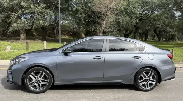 Kia Cerato 2.0 Sx Gt-Line At6 4P L/20 2020 - foto 3