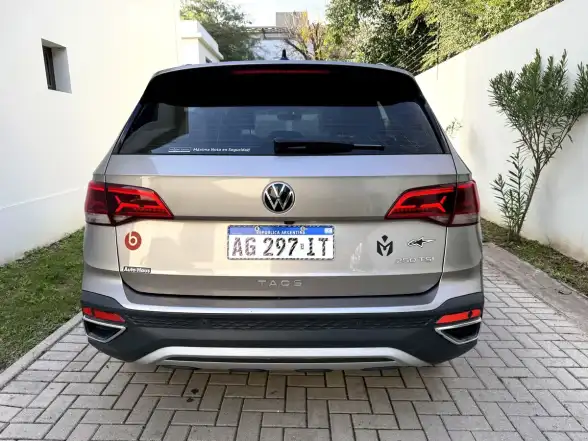 Volkswagen Taos 1.4 250 Tsi Comfortline 2023 - foto 4