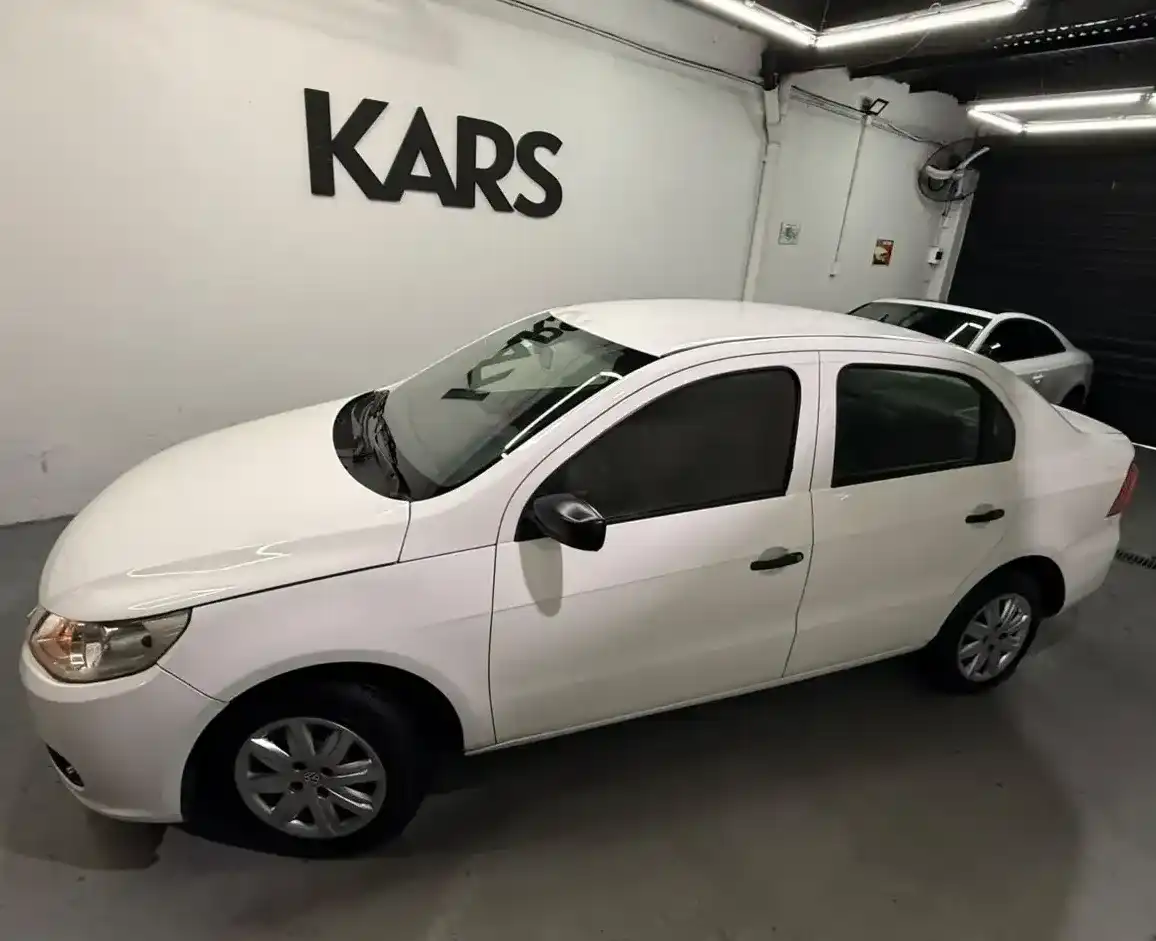 Volkswagen Voyage 1.6 101Cv 2012 - foto 1