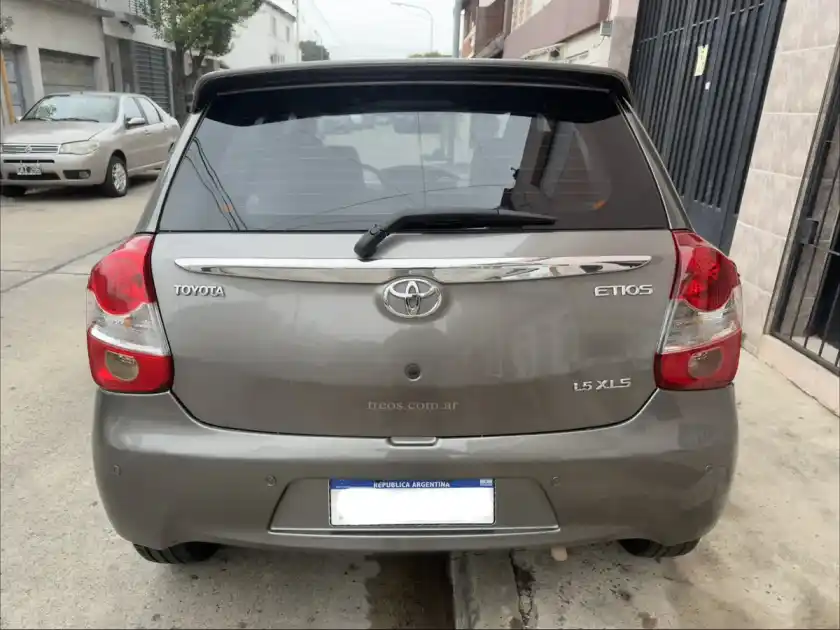 Toyota Etios 1.5 Xls At 2016 - foto 3