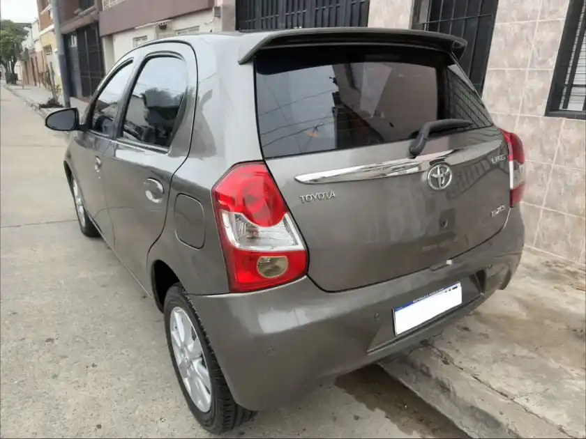 Toyota Etios 1.5 Xls At 2016 - foto 5