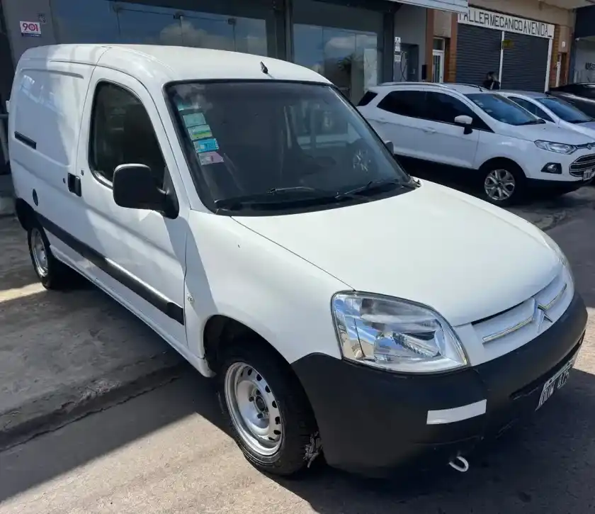 Citroën Berlingo Furgon 1.6 Bussines Hdi 92Cv Am54 2015 - foto 2
