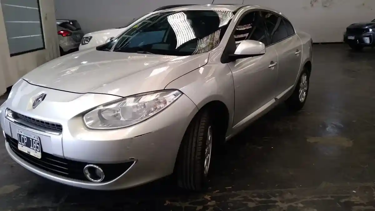 Renault Fluence 2.0 Privilege Mt 2012 - foto 1