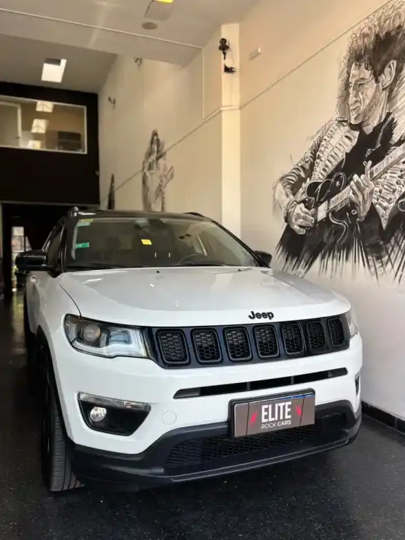 Jeep Compass 2.4 Longitude Plus 4X4 2017 - foto 3