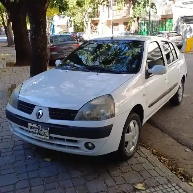 Renault Clio 2008 - foto 1