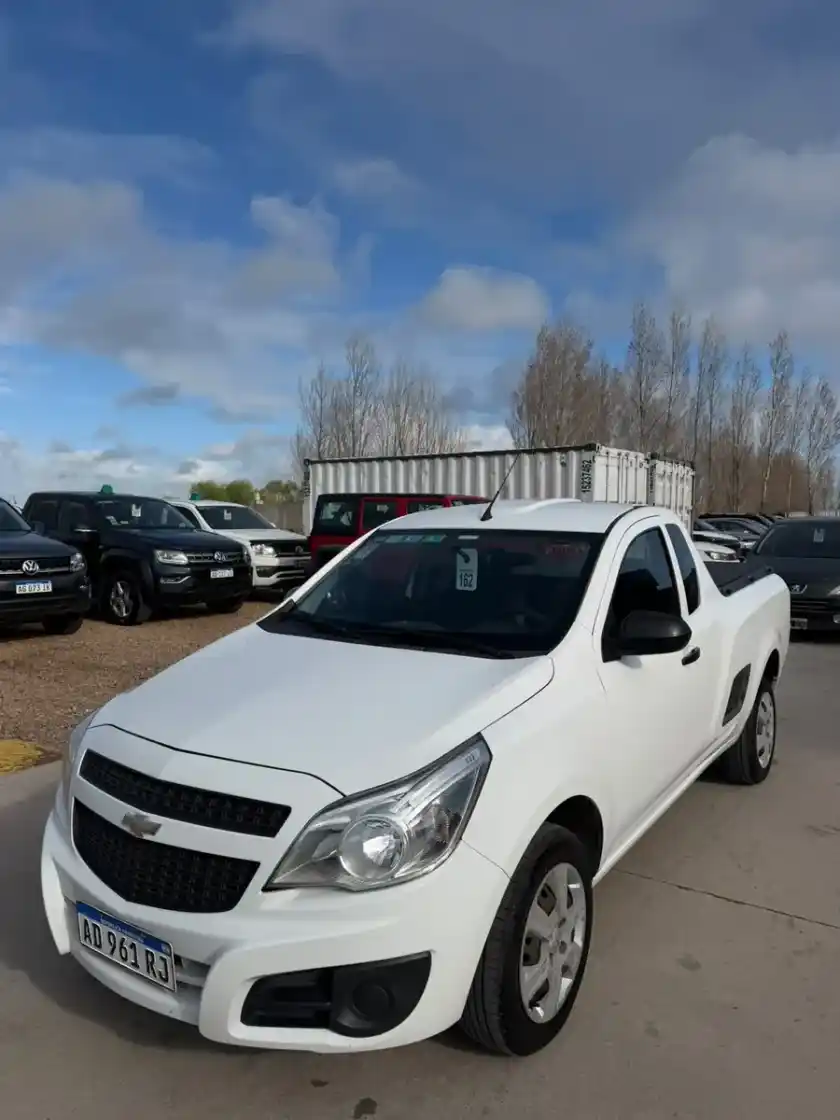 Chevrolet Montana 2019 - foto 1