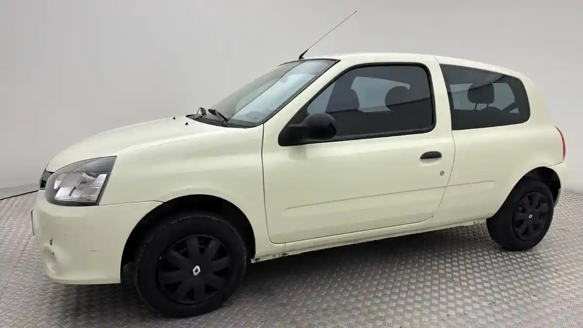 Renault Clio 1.2 Mío Authentique Pack Look 2013 - foto 4