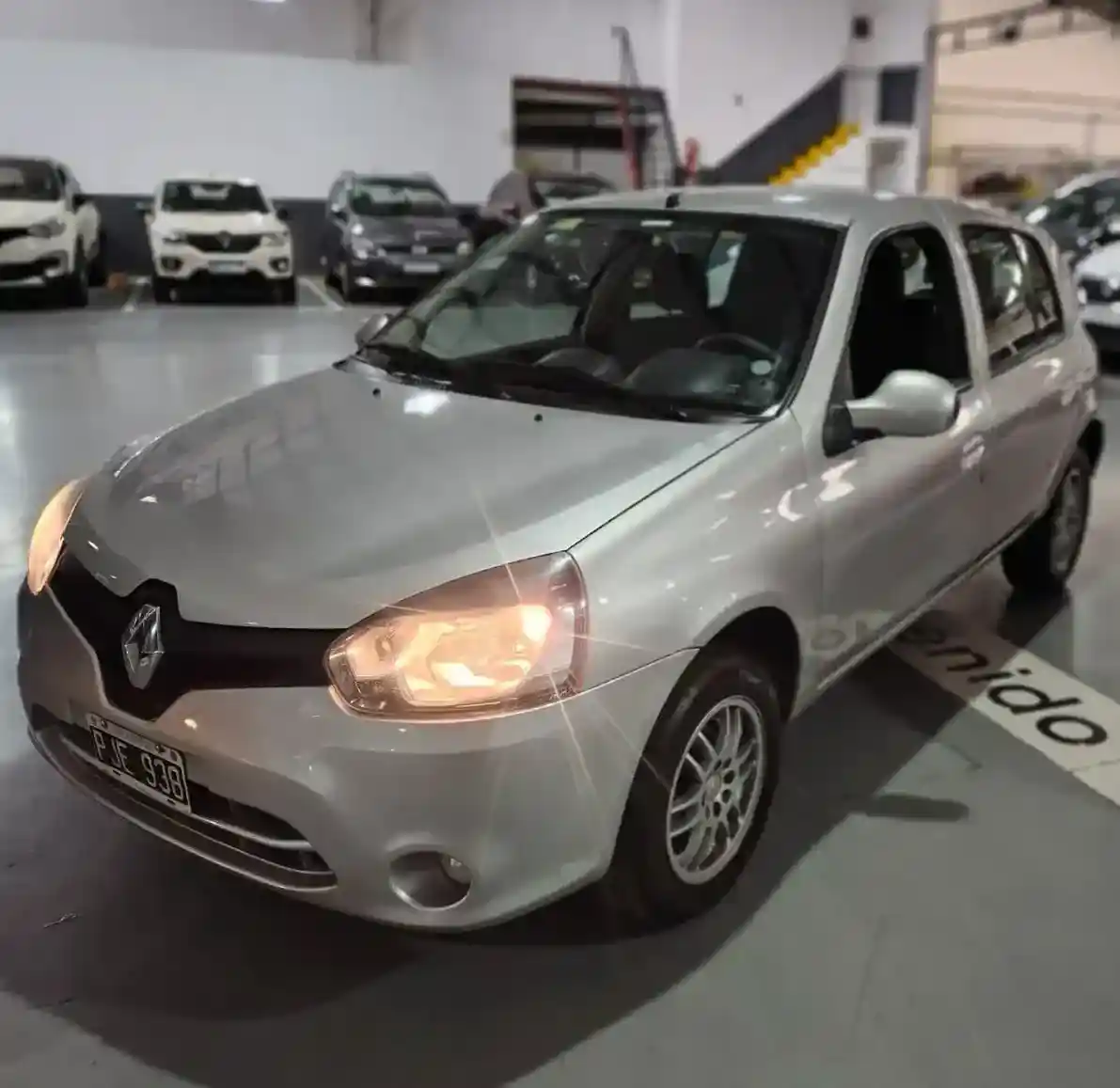 Renault Clio Mio 1.2 Dynamique 5 Ptas 2015 - foto 1