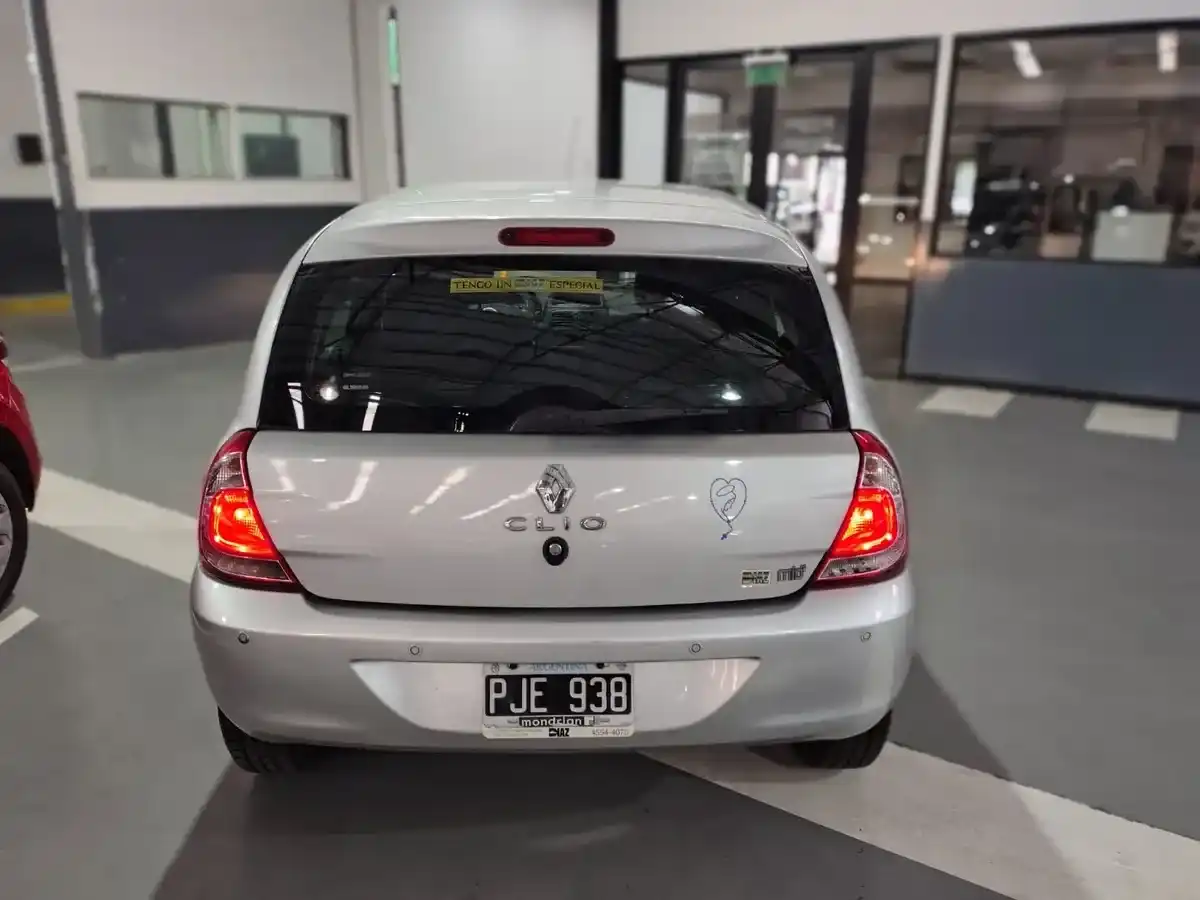 Renault Clio Mio 1.2 Dynamique 5 Ptas 2015 - foto 2