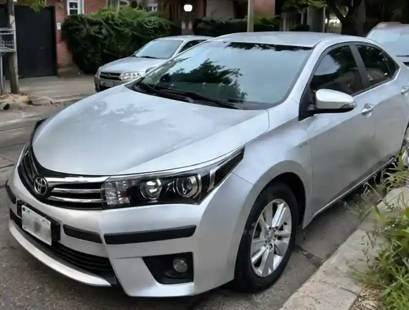 Toyota Corolla 2015 - foto 1