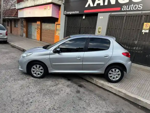 Peugeot 207 1.4 Allure 75Cv 2010 - foto 3