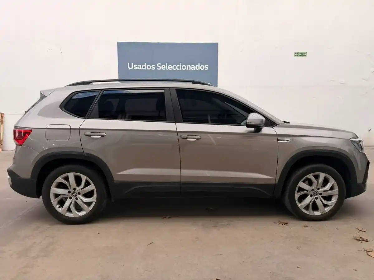 Volkswagen Taos 1.4 250 Tsi Comfortline 2023 - foto 4