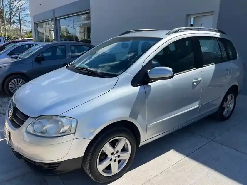 Volkswagen Suran 2010 - foto 1
