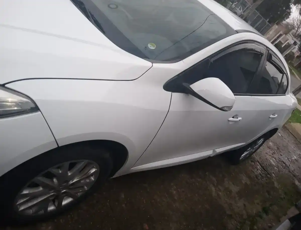 Renault Fluence 2017 - foto 1