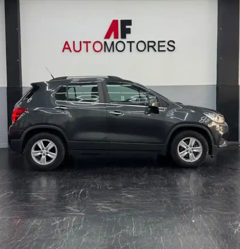 Chevrolet Tracker 1.8 Ltz Fwd Mt 140Cv 2017 - foto 4