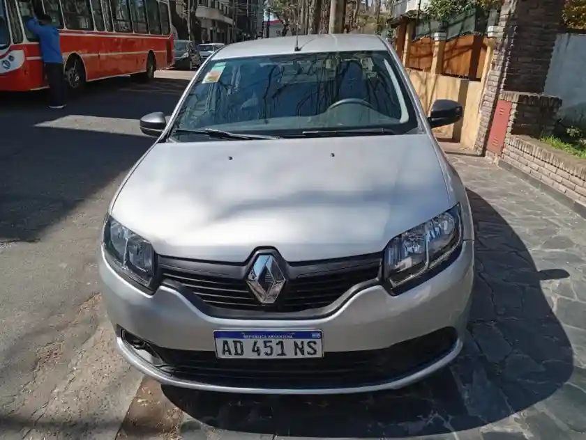 Renault Logan 1.6 Authentique 85Cv 2019 - foto 2