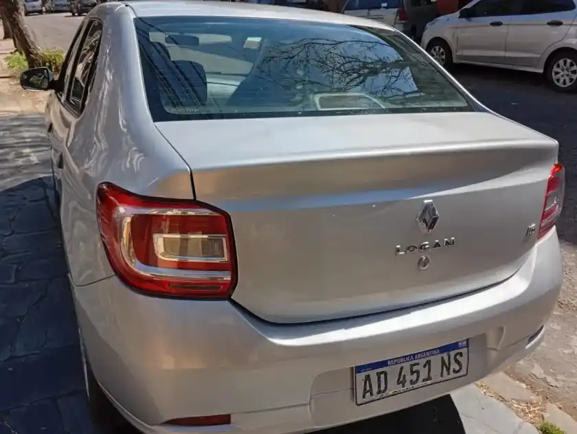 Renault Logan 1.6 Authentique 85Cv 2019 - foto 4