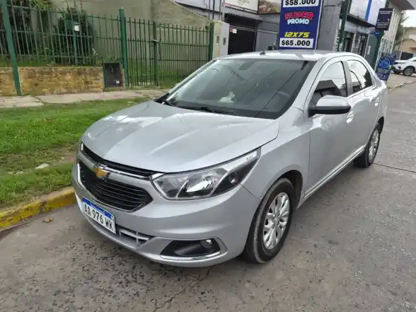 Chevrolet Cobalt 2017 - foto 1