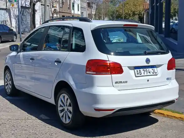 Volkswagen Suran 1.6 Comfortline 101Cv 2017 - foto 3