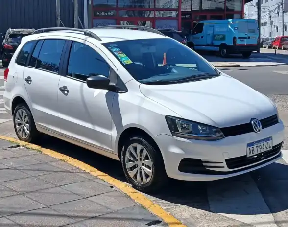 Volkswagen Suran 1.6 Comfortline 101Cv 2017 - foto 5