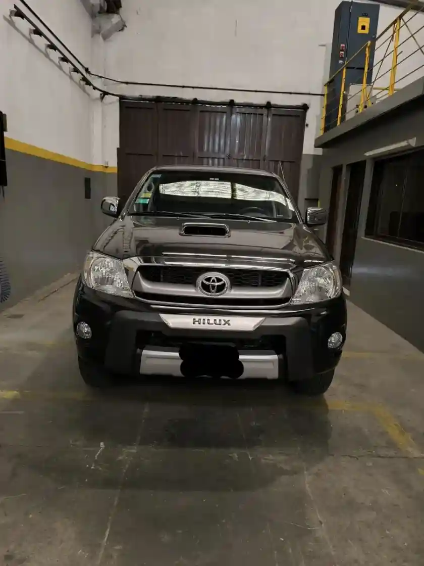 Toyota Hilux Pick-Up 3.0 I Srv Cab Doble 4X4 (2009) 2010 - foto 3