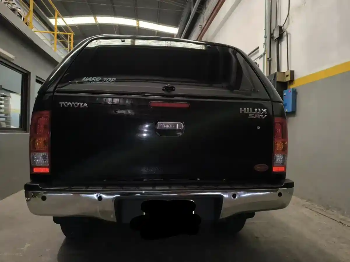 Toyota Hilux Pick-Up 3.0 I Srv Cab Doble 4X4 (2009) 2010 - foto 4