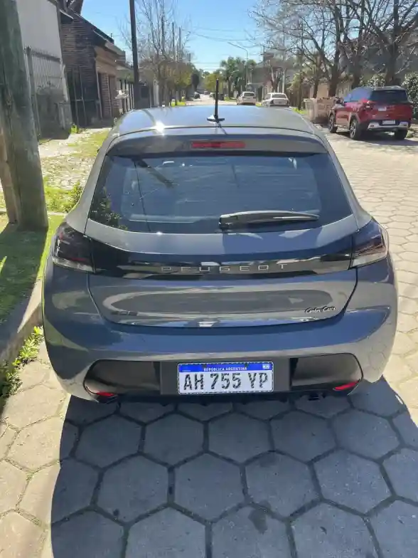 Peugeot 208 1.6 Allure At 2025 - foto 5