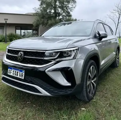 Volkswagen Taos 2023 - foto 1