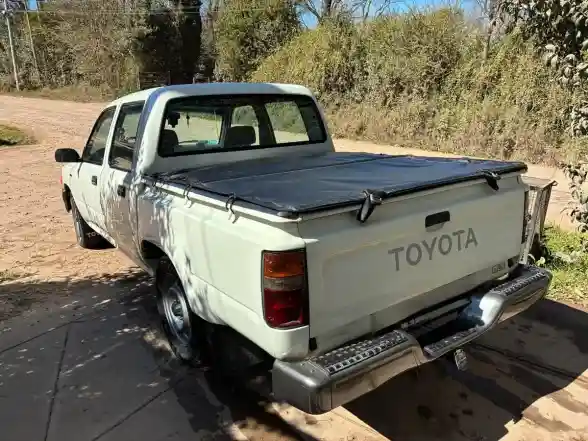 Toyota Hilux Pick-Up Toyota Hilux Pick-Up 2.8 Dlx 4X2 2001 - foto 5