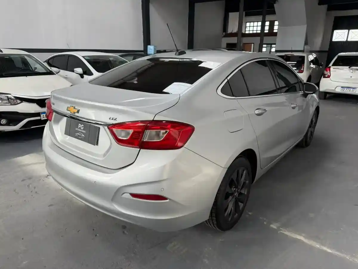 Chevrolet Cruze 1.4 Ltz At Sedan 2018 - foto 4