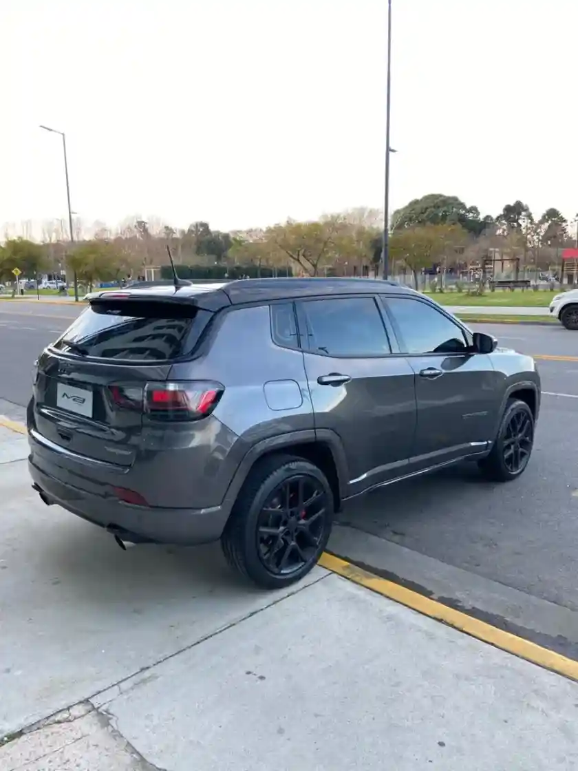 Jeep Compass 2.0 Gme Blackhawk 4X4 At9 2025 - foto 3