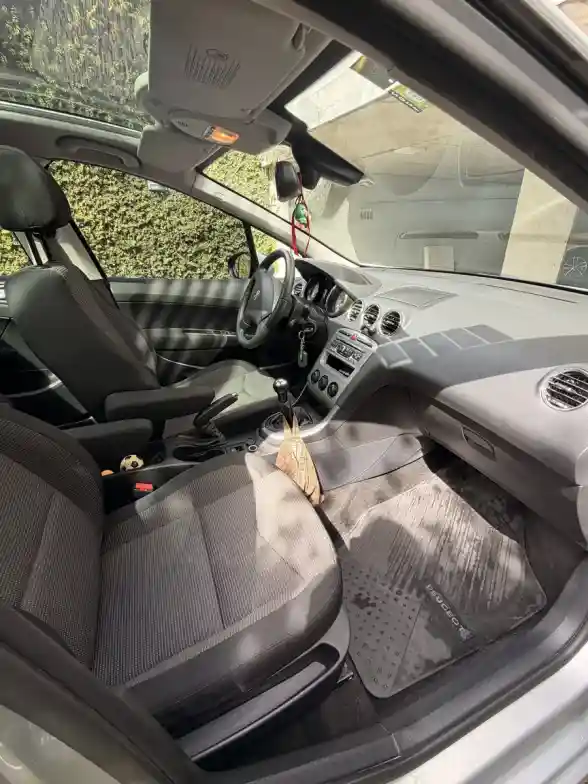 Peugeot 308 1.6 Allure 2013 - foto 5