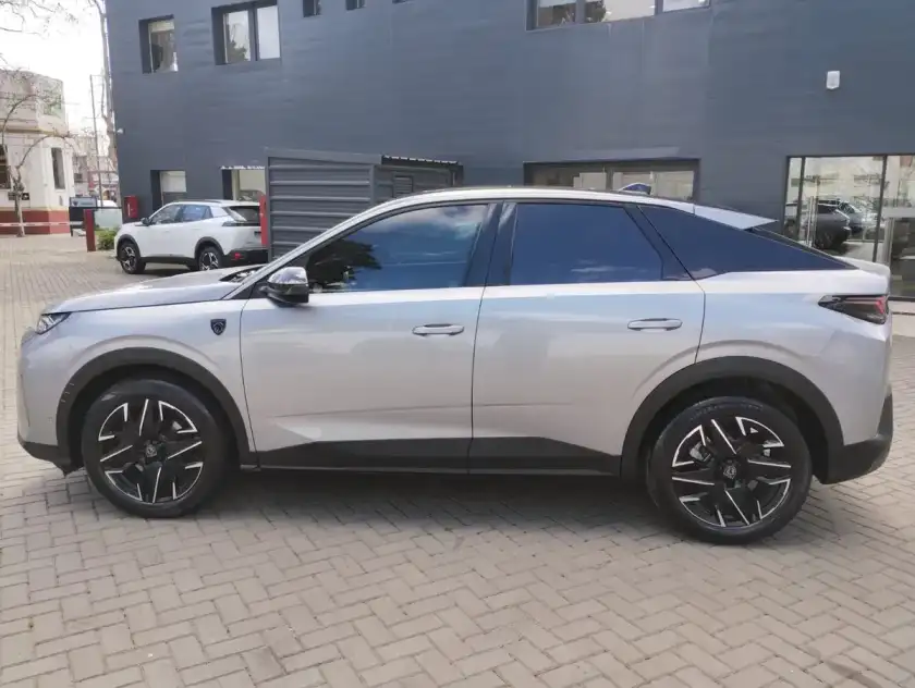 Peugeot 3008 1.6 Thp Gt 180Cv At 2026 - foto 5