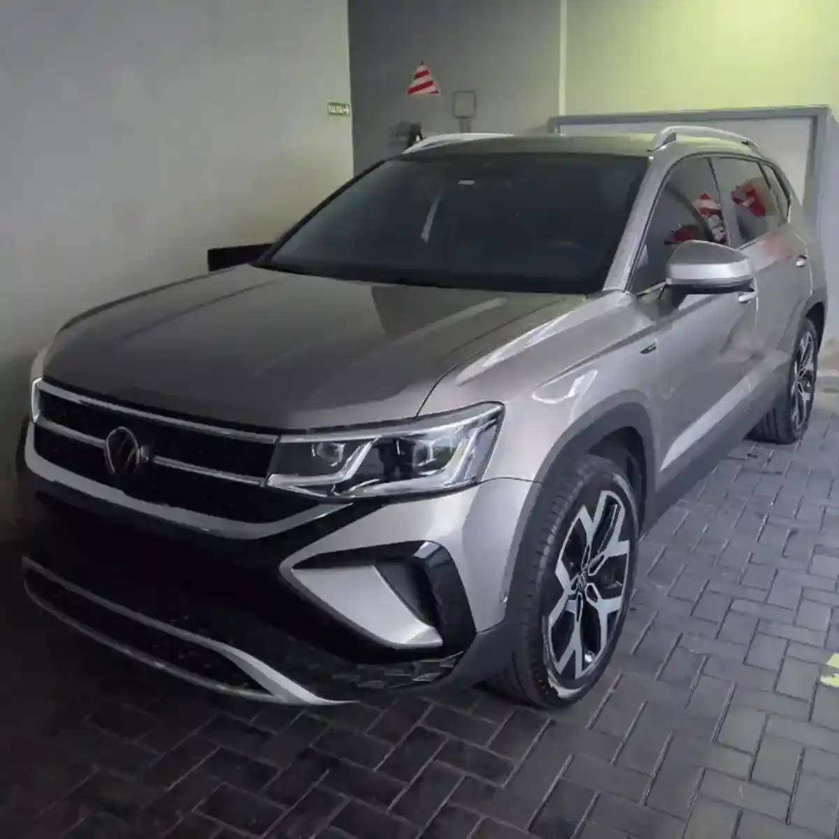 Volkswagen Taos 2024 - foto 1