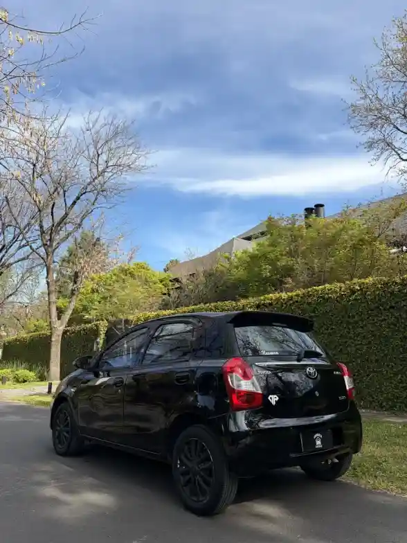 Toyota Etios 1.5 Xls 2016 - foto 3