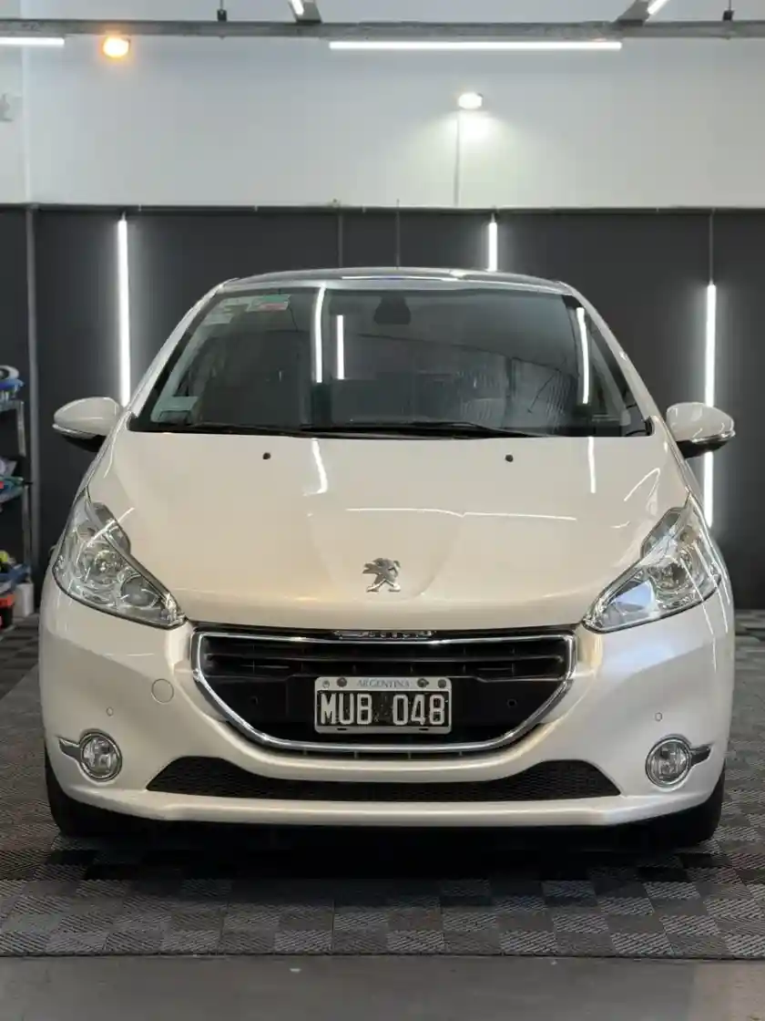 Peugeot 208 1.6 Feline 2013 - foto 4