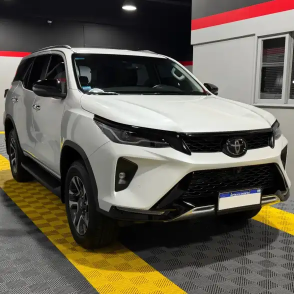 Toyota Sw4 2.8 Srx 204Cv 4X4 7As At 2024 - foto 5