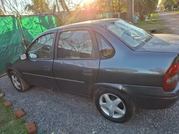 Chevrolet Corsa Classic 1.6 Gl Aa Super 2007 - foto 2