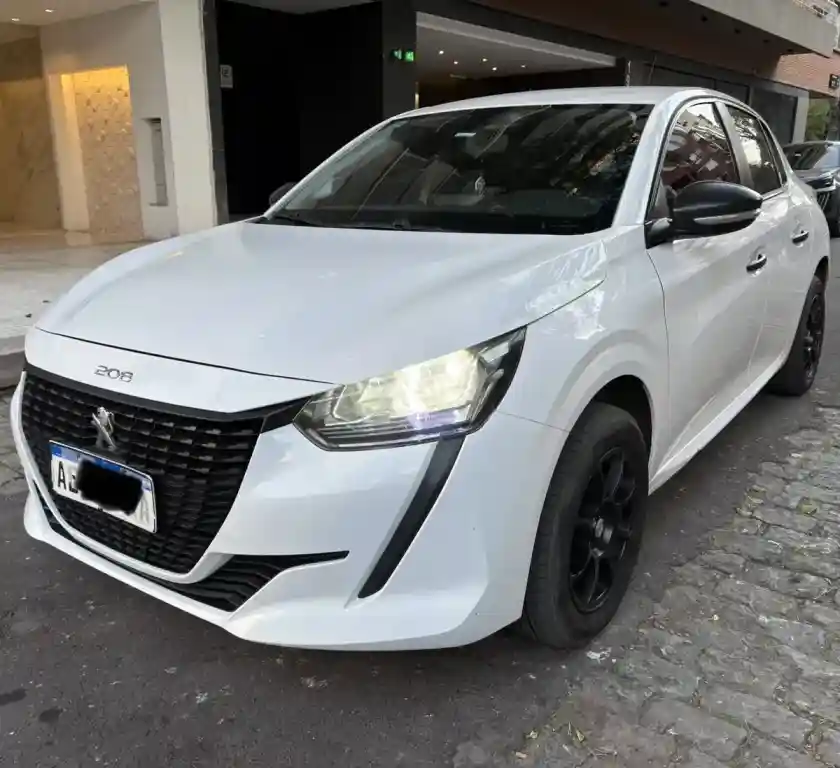 Peugeot 208 2021 - foto 1