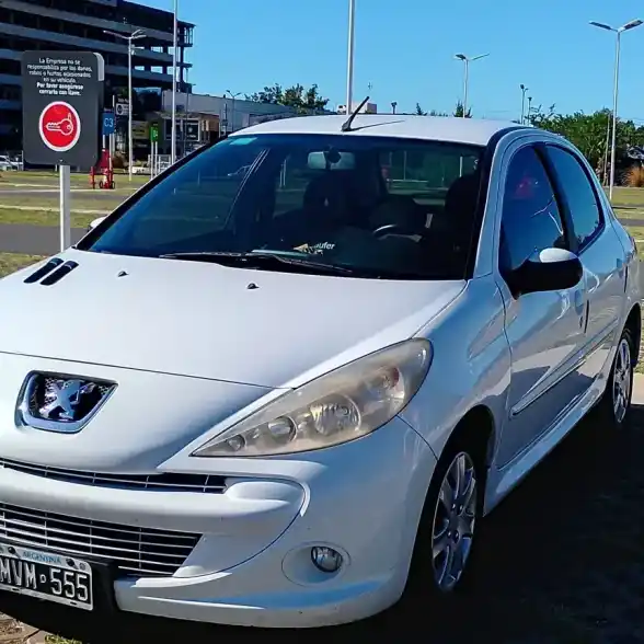 Peugeot 207 1.4 Allure 75Cv 2013 - foto 1