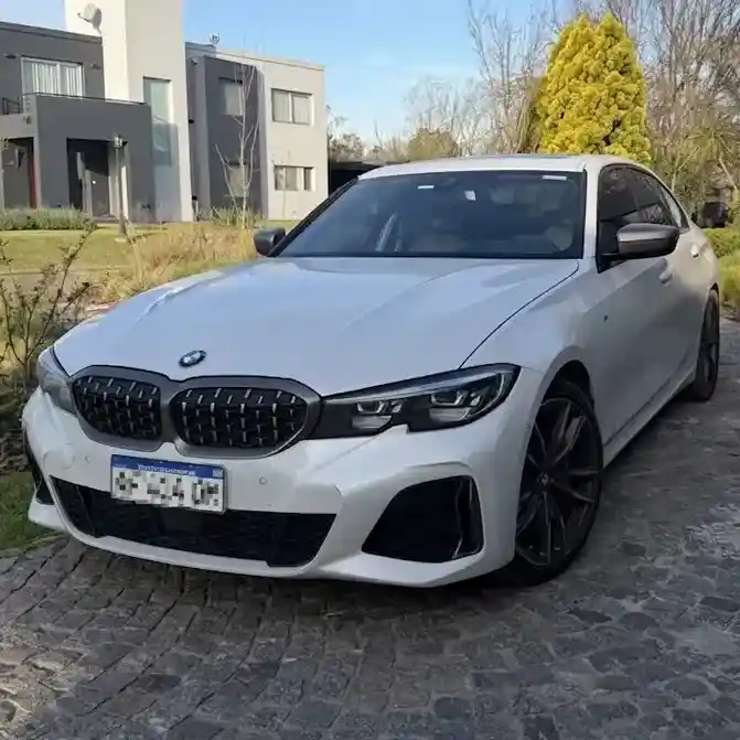 BMW Serie 3 2022 - foto 1