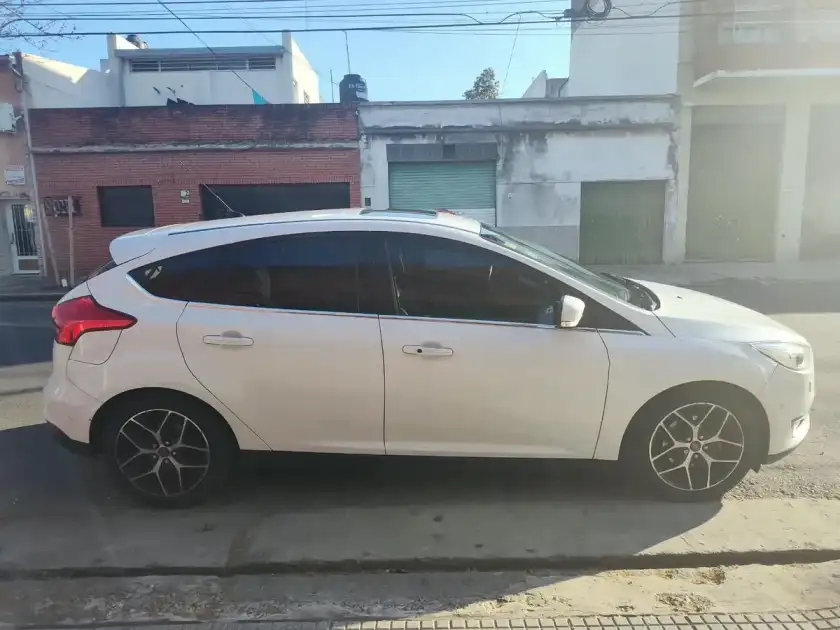 Ford Focus Iii 2.0 Titanium Mt 2017 - foto 4