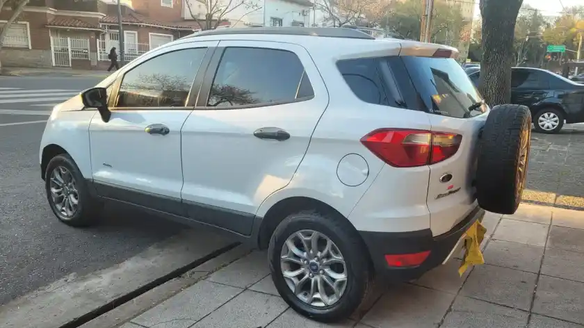 Ford Ecosport 2.0 Freestyle 143 4X4 2014 - foto 3