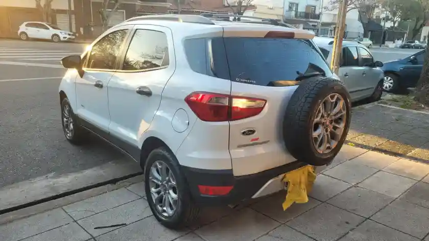 Ford Ecosport 2.0 Freestyle 143 4X4 2014 - foto 4