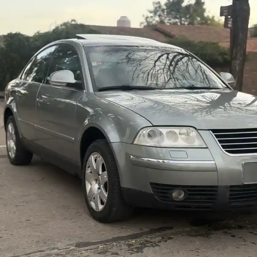 Volkswagen Passat 2.8 V6 4Motion Tiptronic 2005 - foto 4