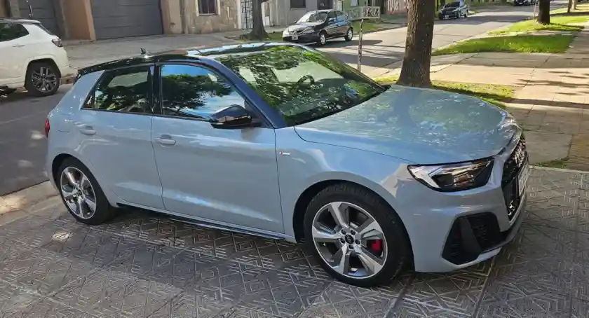 Audi A1 Sportback 2023 - foto 1